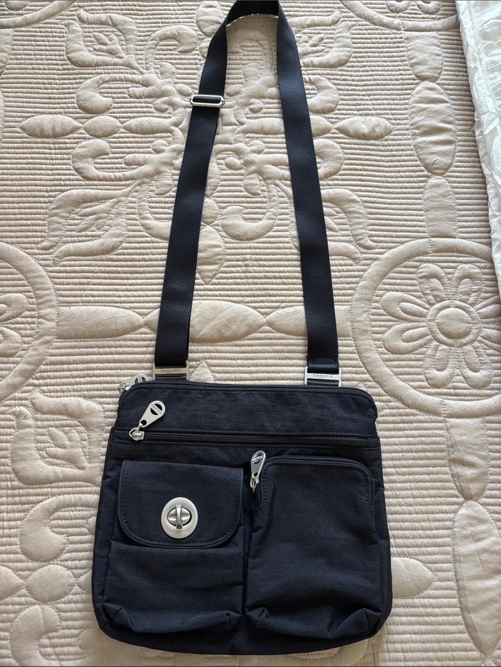 Baggallini Black Nylon Crossbody with Front Pockets